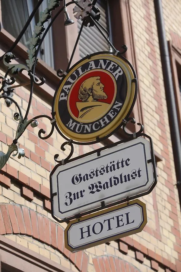 **  Hotel Zur Waldlust à Francfort-sur-le-Main Allemagne